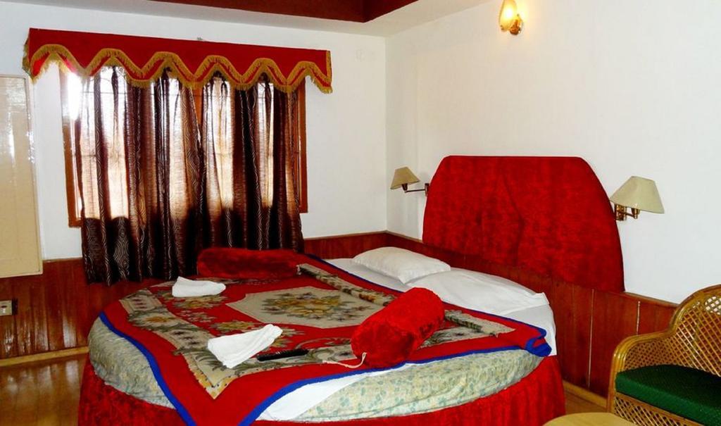 Hotel Ruby International Кодайканал Номер фото